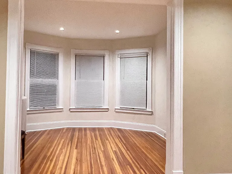 3 Bruce St #2 — Photo 8