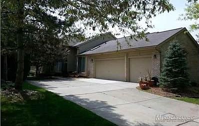 1st image of 43051 W Kirkwood Dr