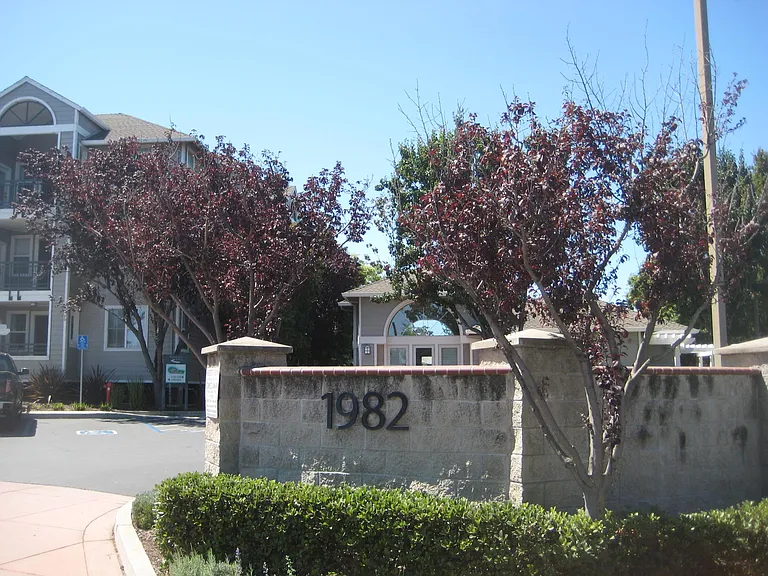1982 W Bayshore Rd #319 — Photo 28