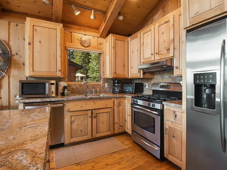 532 Granite Rd — Photo 12