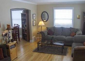 3rd image of 431 Briar Pl