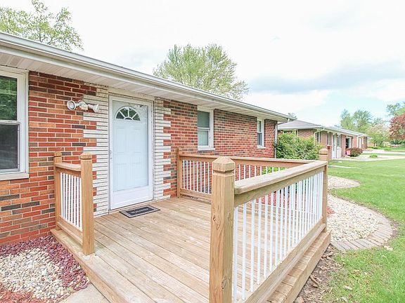 4th image of 972 Wanda Dr