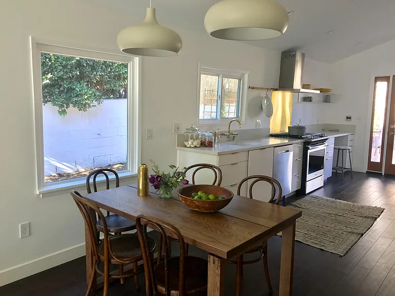 337 Marie Ave — Photo 9