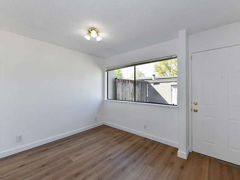 3636 Shelter Creek Dr — Photo 14