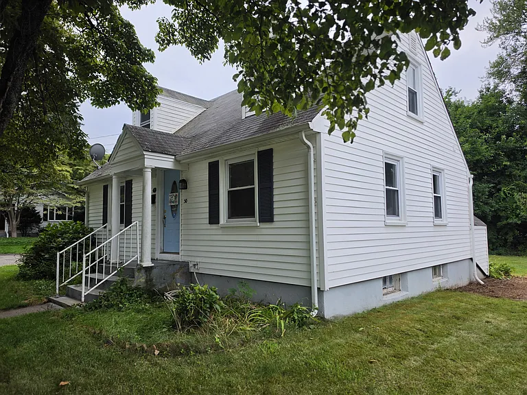 30 Coolidge St — Photo 5