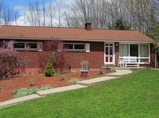 1340 Echo Rd, Vestal, NY 13850