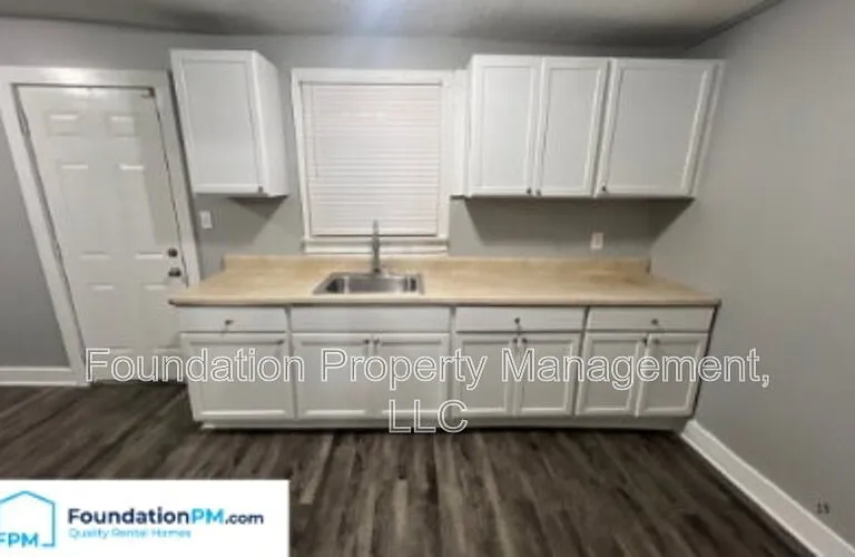444 Glankler St — Photo 6