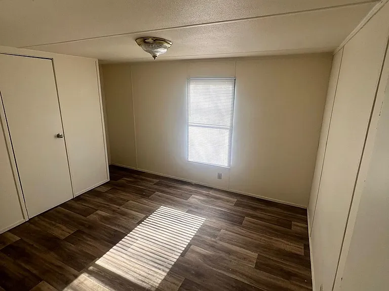 63 Lakeshore Dr — Photo 19