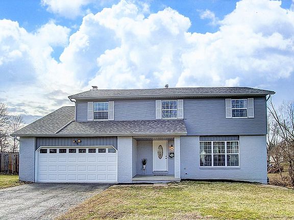 3rd image of 13817 Stonehenge Cir