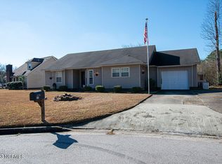 212 Sugarwood Ct, Jacksonville, NC 28540