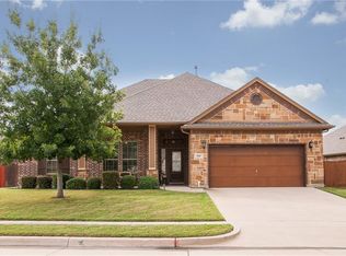 844 Valley Ridge Rd, Burleson, TX 76028