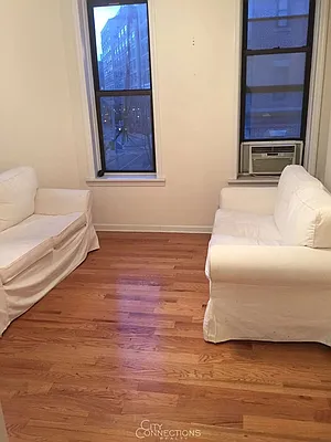 195 Spring Street #19