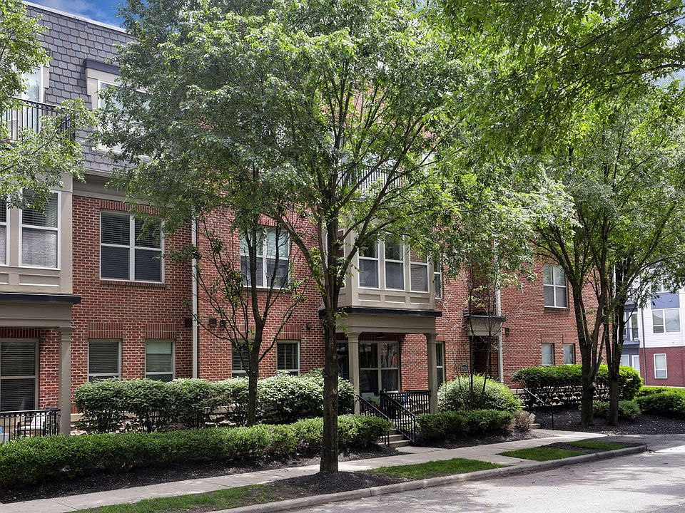 1st image of 960 Perry St APT 209
