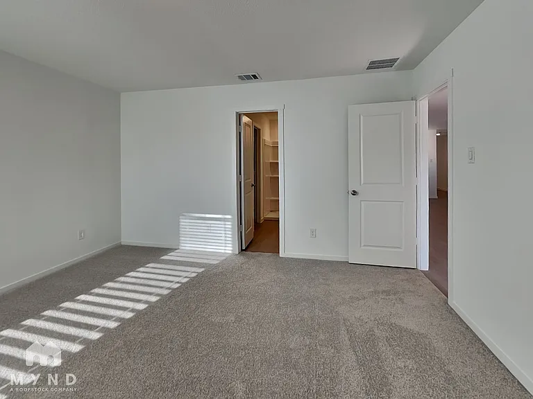 2057 Belgian Dr — Photo 8