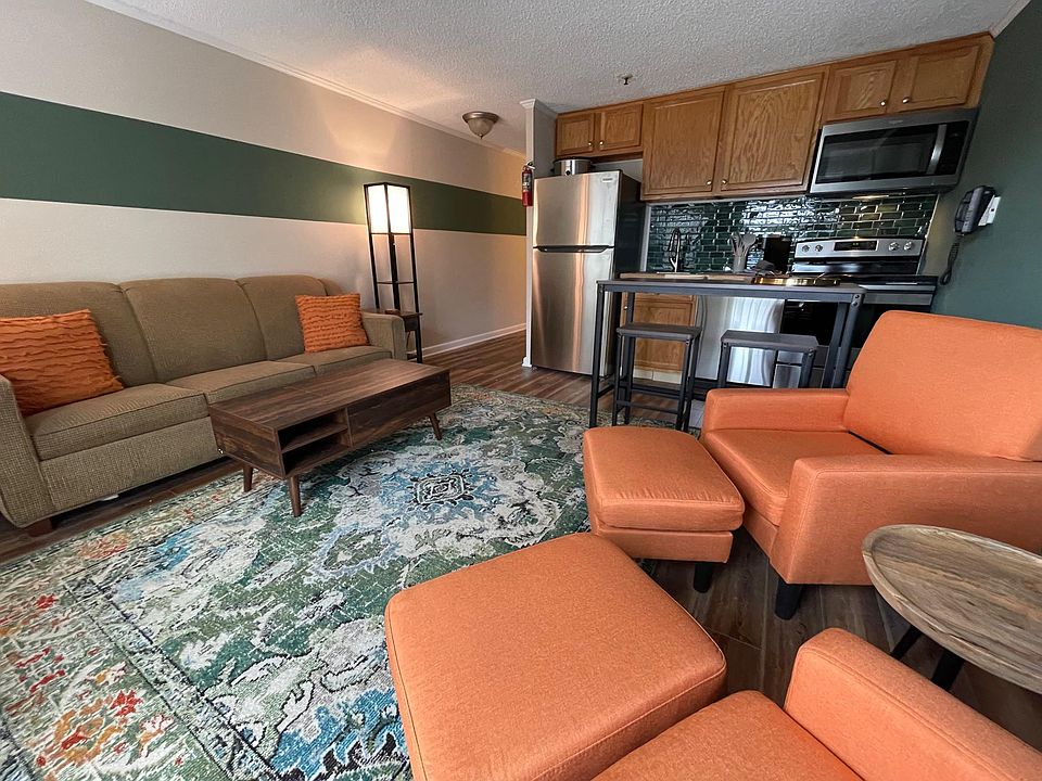1st image of 10 Snowshoe Dr #119