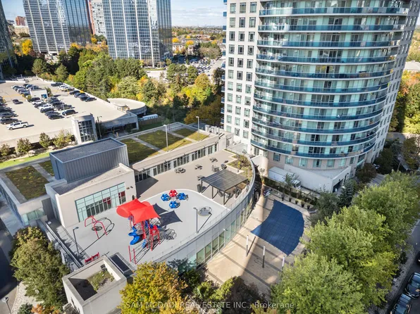 80 Absolute Ave SE #1805, Mississauga, ON L4Z 0A5