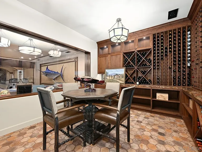 7031 Las Colinas — Photo 24