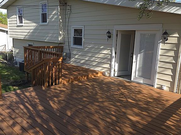 4th image of 306 Rosewood Dr