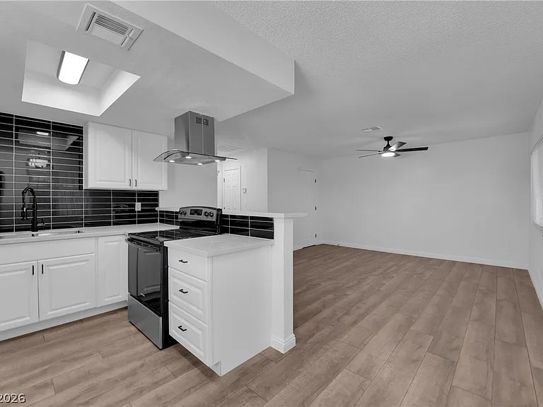 3432 Aristos Ave #C — Photo 6