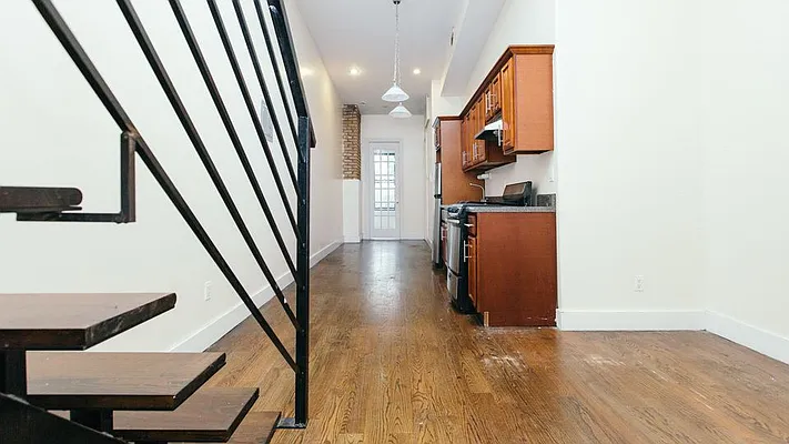 Rented by Nooklyn NYC LLC | media 7