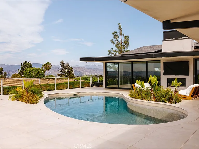 14555 Deervale Pl — Photo 32
