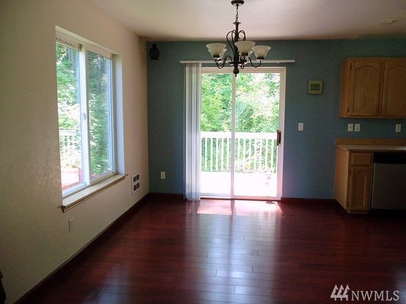 5th image of 17944 Clear Lake Blvd SE