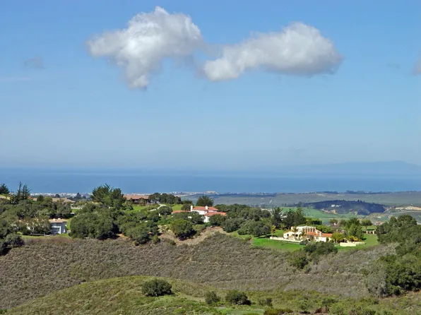 25905 Enclave Ct, Monterey, CA 93940