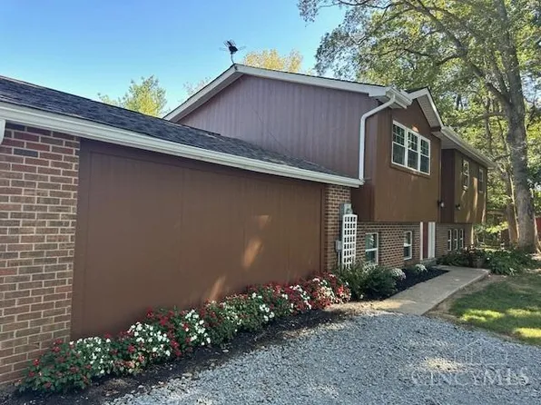 5251 Caleb Hill Rd, Hillsboro, OH 45133