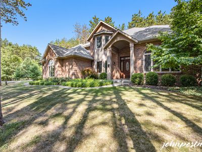 3523 Bluewater Pines Dr NE, Grand Rapids, MI, 49525