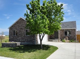 13889 S Friendship Dr, Herriman, UT 84096
