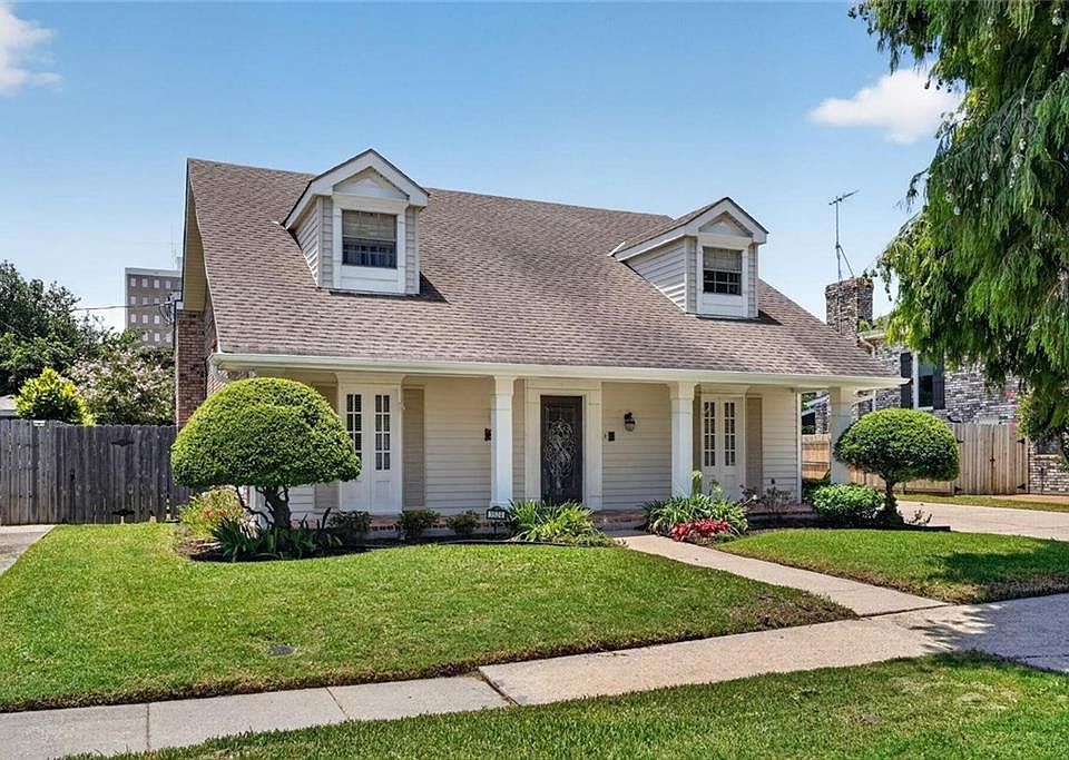 1st image of 3524 Tolmas Dr