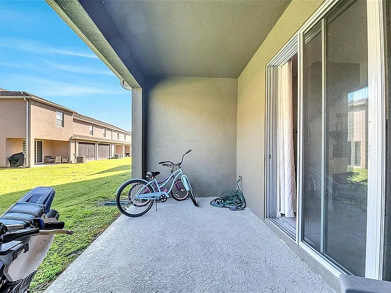 1394 Yellow Finch Dr — Photo 80