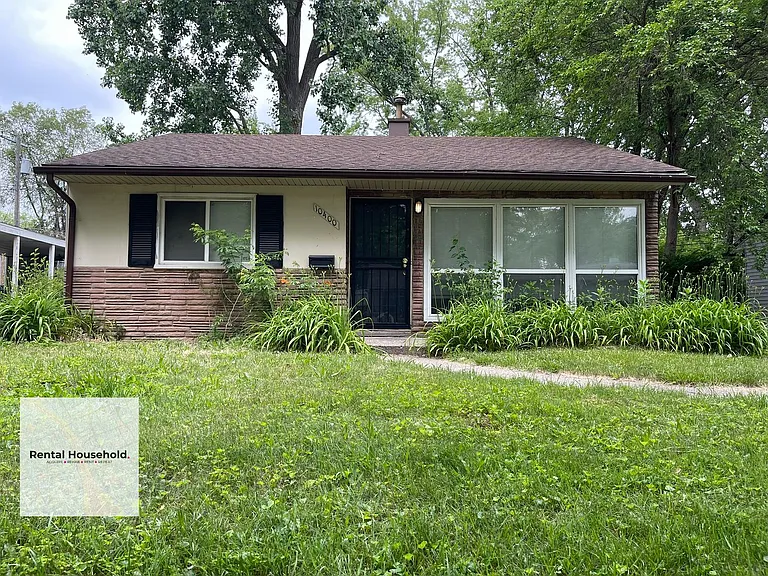 10400 Saratoga St — Photo 12