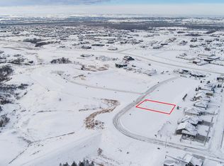 4420 Marsh Hawk Dr, Bismarck, ND 58503