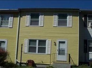 72 Rinaldi Blvd, Poughkeepsie, NY 12601