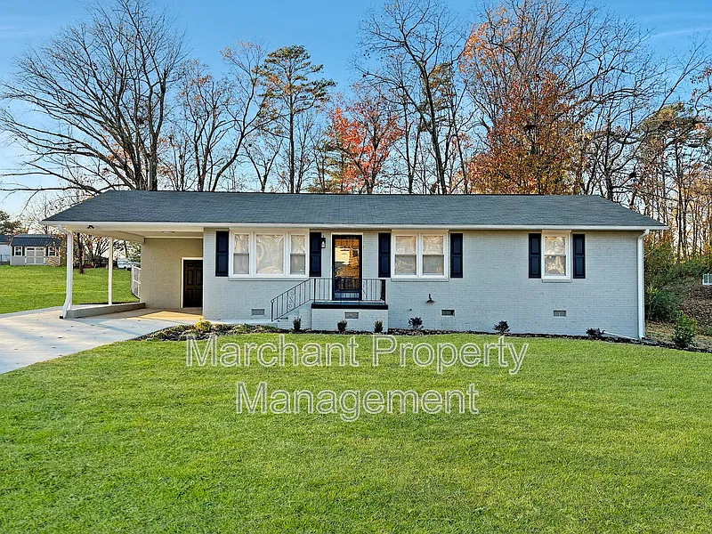 3 bed, 1.0 bath, 1260 sqft, $1,495 — Photo 4