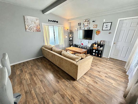 5th image of 1101 S Carbon Ave W #111