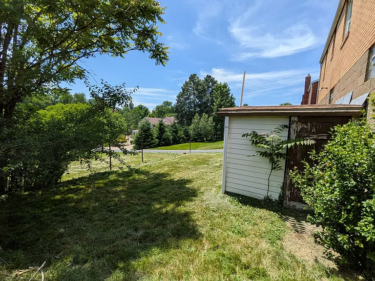 960 Agnew Rd — Photo 14