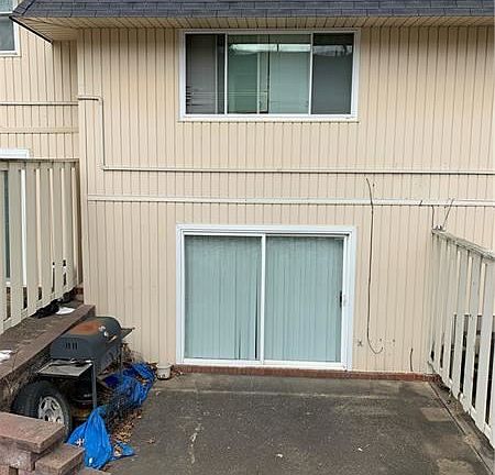 2nd image of 426 College Park Dr
