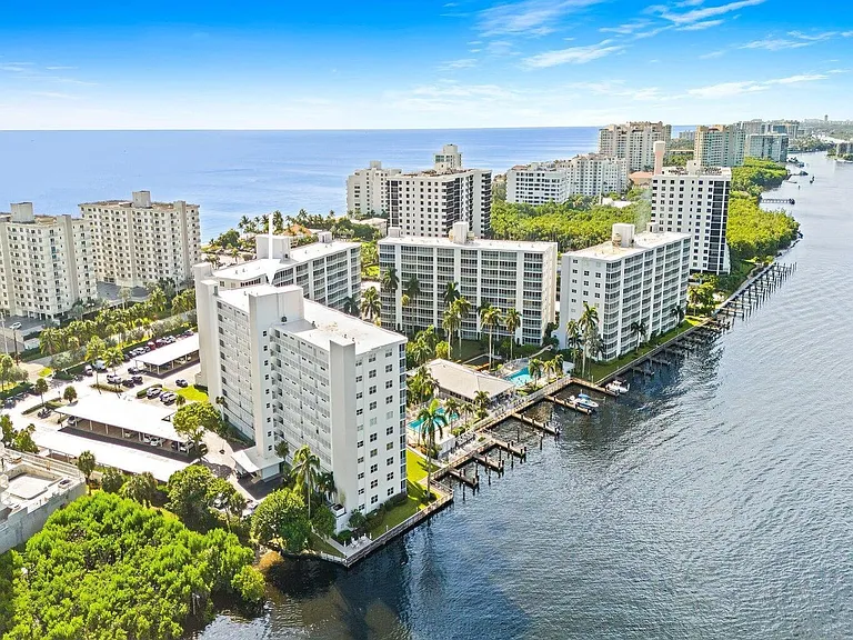 3300 S Ocean Blvd #318C — Photo 1