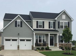 12 Monet Dr, Mays Landing, NJ 08330