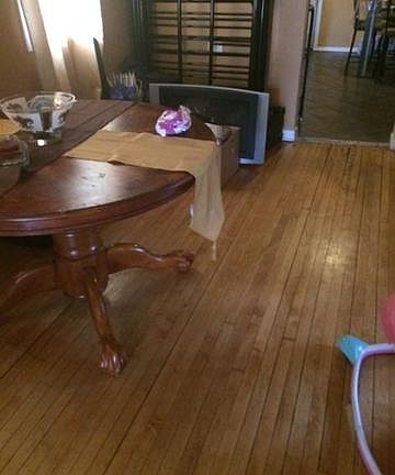 3rd image of 821 W 50th Pl
