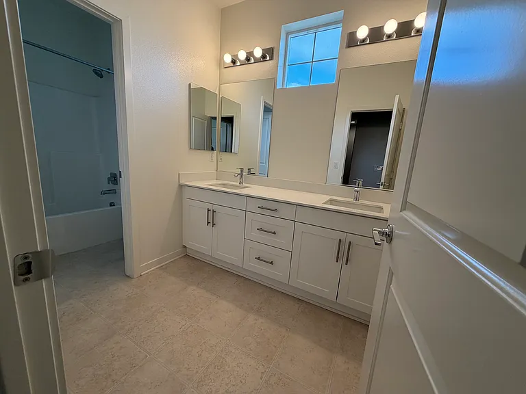 6998 Silverado St — Photo 14