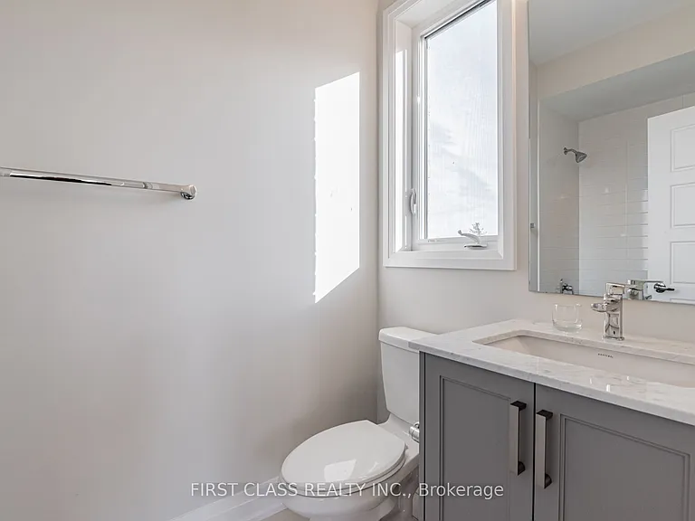 15 Kenneth Campbell Ct — Photo 32