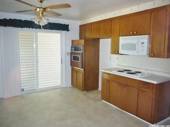 4th image of 4384 W Annapolis Dr