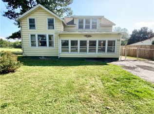 248 W Genesee St, Clyde, NY 14433