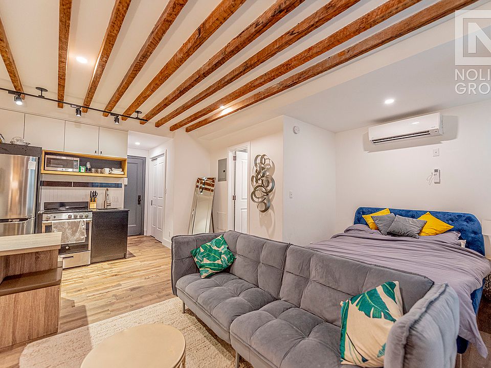 1st image of 152 W 49th St #4S