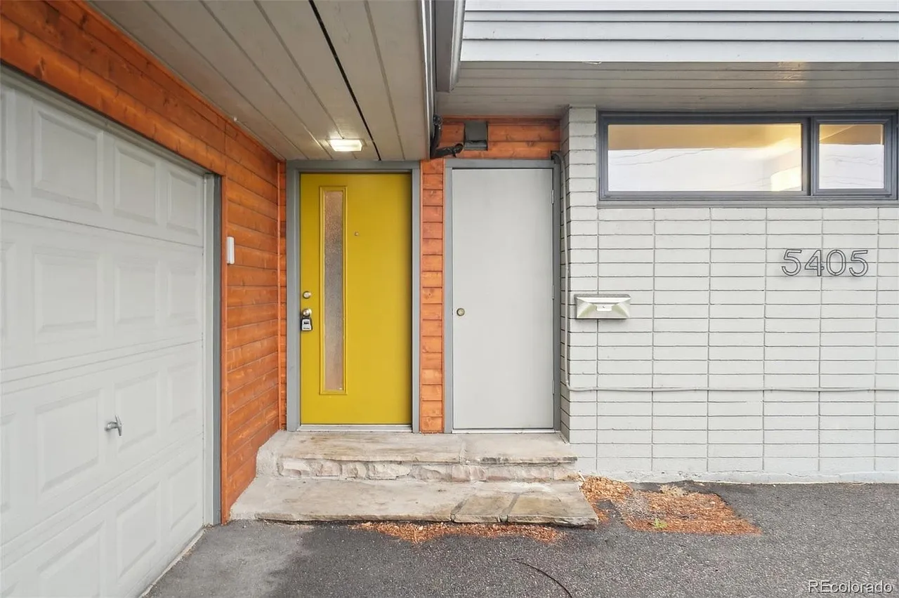 5405 S Lowell Blvd — Photo 3