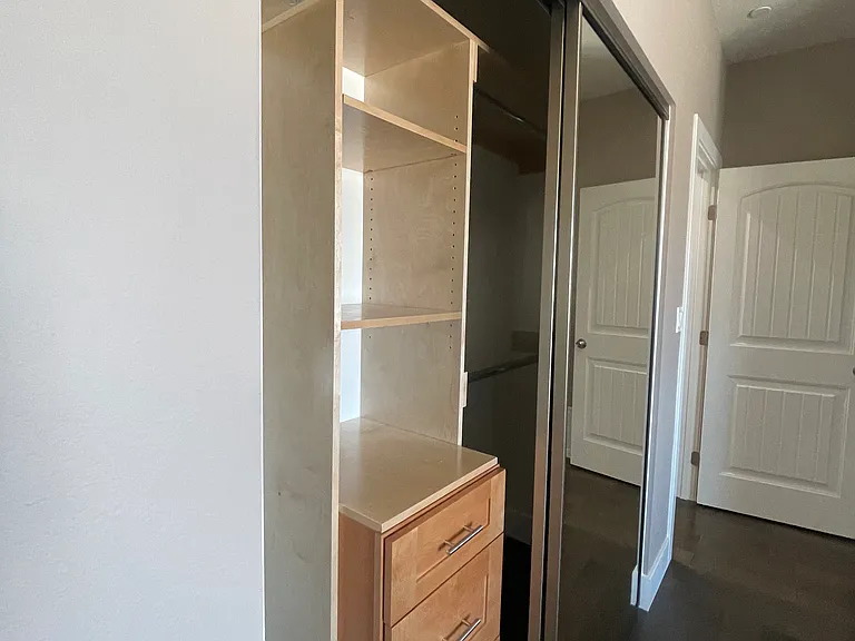17515 Live Oak St — Photo 100