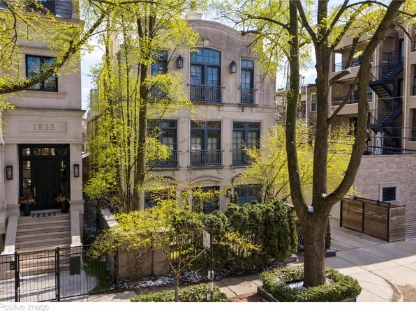 1811 N Howe St, Chicago, IL 60614